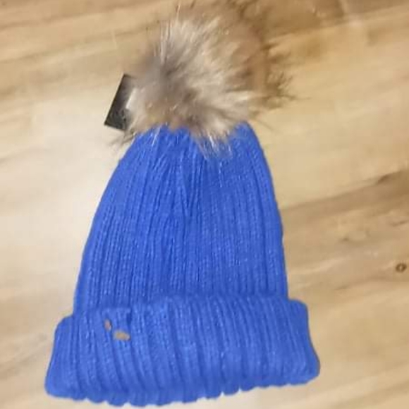 Hat - Picture 1 of 2